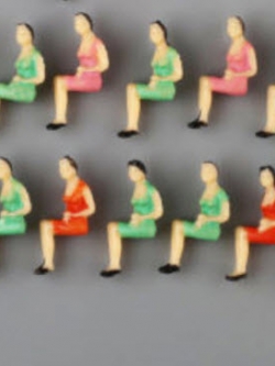 คนนั่ง สเกล 1:50 คละแบบ / 50 ตัว