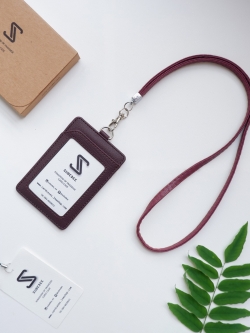 ซองใส่บัตร พร้อมสายคล้องบัตร : Brown (สีน้ำตาล)