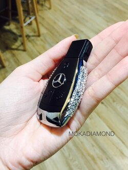 งานติดเพชรกุญแจ Mercedes Benz