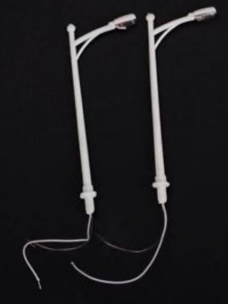 เสาไฟถนนกิ่งเดี่ยว สีขาว 6V สูง 5.5 ซ.ม. (สเกล 1:200) / 5 ต้น