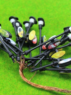 เสาไฟสีดำพร้อมป้ายโฆษณา 6V สูง 8 ซ.ม. / 5 ต้น