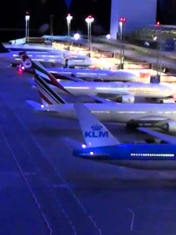 Airport theme (scale 1:87)