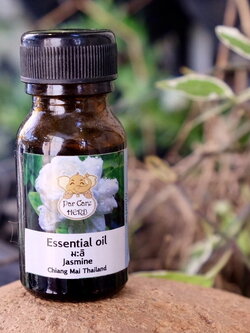 น้ำมันหอมระเหยมะลิ Jasmine Essential Oil
