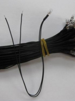 ชุดหลอดไฟ 3 ม.ม. 12 โวลต์ พร้อมสาย 25 ชุด