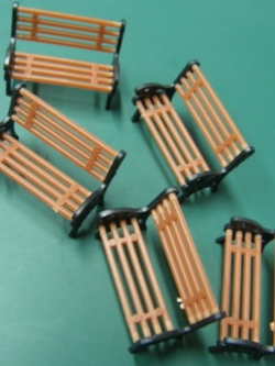 ม้านั่งยาว สเกล 1:50 ชุด 5 ตัว