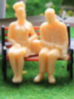 คนจิ๋วท่านั่ง สเกล 1:48 ไม่เพ้นท์สี จำนวน 2 ตัว