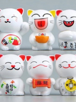 โมเดลแมวนำโชค 6 ตัว ขนาด 3 ซ.ม.