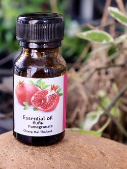 น้ำมันหอมระเหยทับทิม Pomegranate Essential Oil
