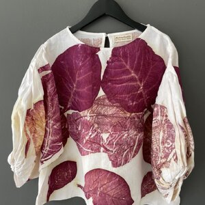 เสื้อคอกลม พิมพ์ใบไม้ธรรมชาติ ผ้าลินินแท้ Unique Eco Print Blouse