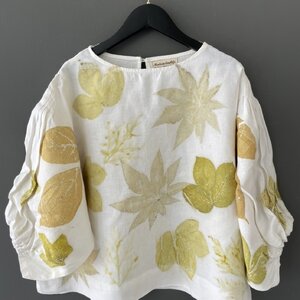 เสื้อคอกลม พิมพ์ใบไม้ธรรมชาติ ผ้าลินินแท้ Unique Eco Print Blouse