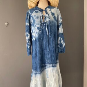 ชุดเดรสสวยๆ Size F ผ้าคอตตอนแบบมีเทกเจอร์ สีครามธรรมชาติ