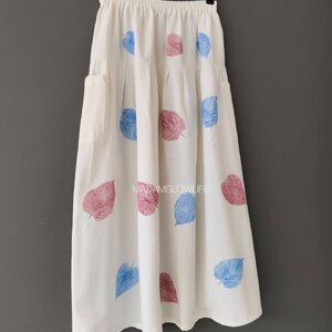 กระโปรงระบาย Size F เนื้อผ้าคอตตอนมีเทกเจอร์ พิมพ์ลายด้วยใบไม้ใช้สีปลอดสารพิษ