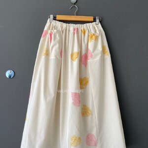 กระโปรง Size F พิมพ์ใบไม้ด้วยสีปลอดสารพิษ